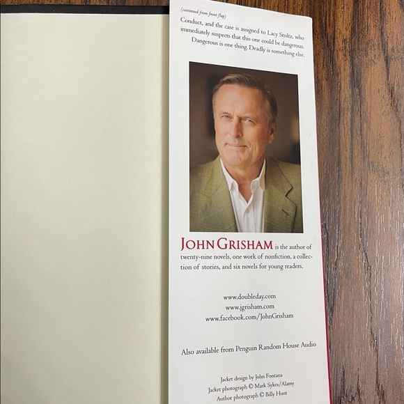 John Grisham Hardback “The Whistler” - Picture 5 of 5